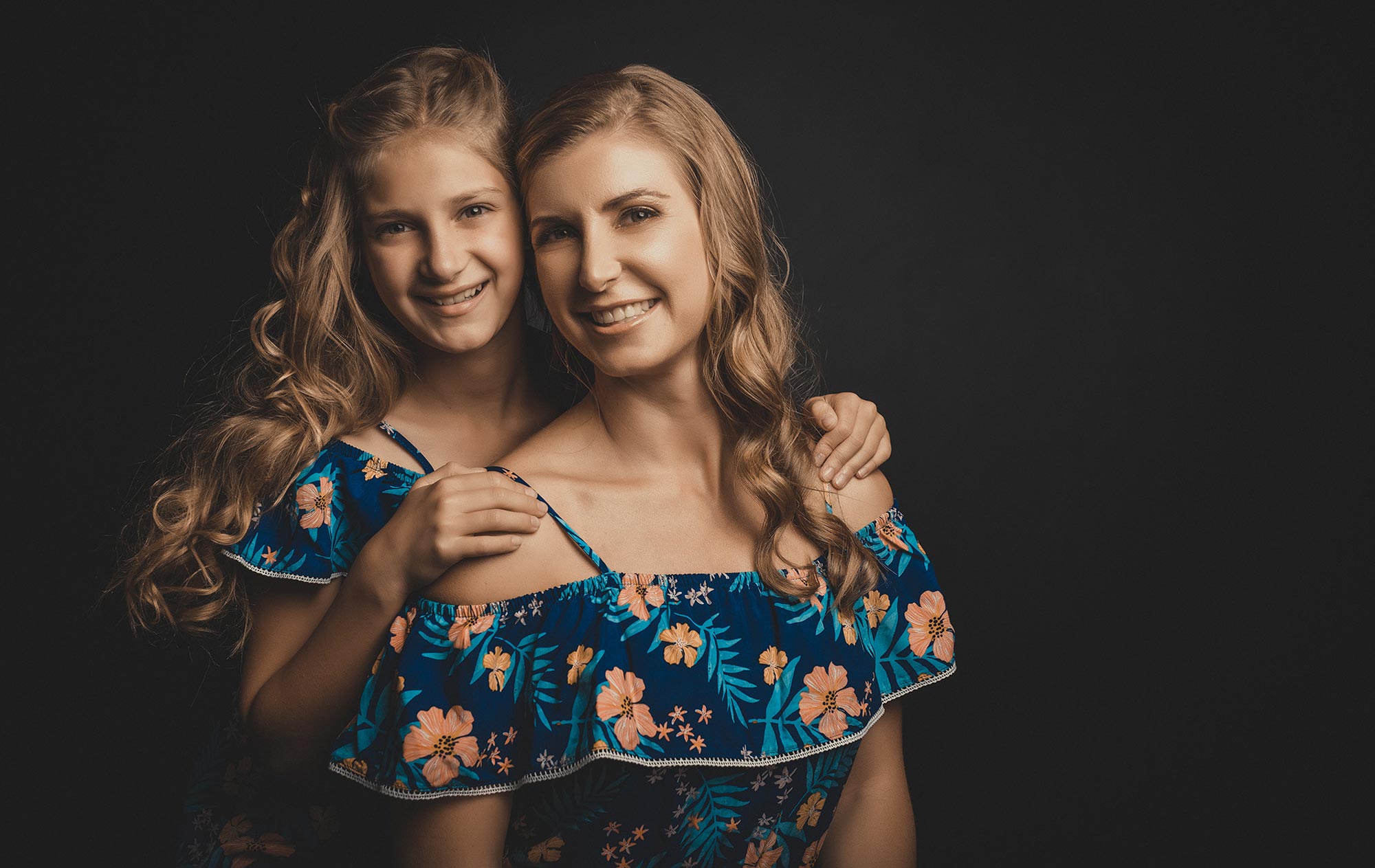 Mother and Daughter Photographer